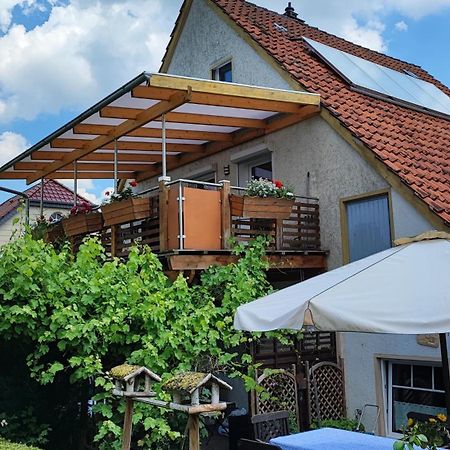 Farbenfrohe Ferienwohnung Detmold Exterior photo